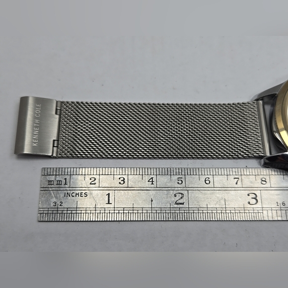 Kenneth Cole KC50883012 Mens Watch Silver Dial Mesh Band New Battery Working - Picture 8 of 9